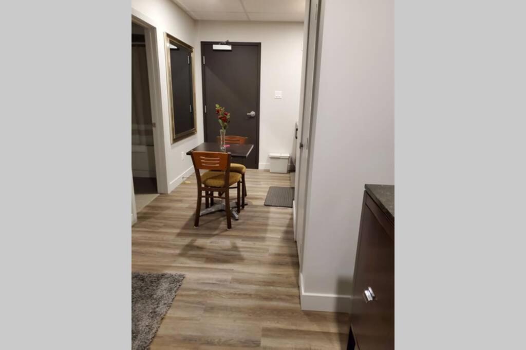 Cozy Sweet Studio #4, Only 10 Min To D.T. Ottawa Gatineau Exterior foto